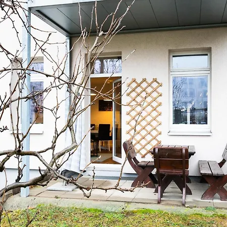 Gemuetliche 2-raum-wohnung Mit Terrasse Am Bruehl In شيمنيتز