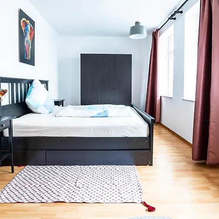 Gemuetliche 2-raum-wohnung Mit Terrasse Am Bruehl In شقة *
